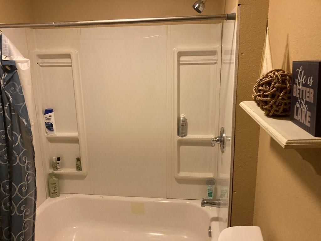 453730 Osage Avenue — photo 20