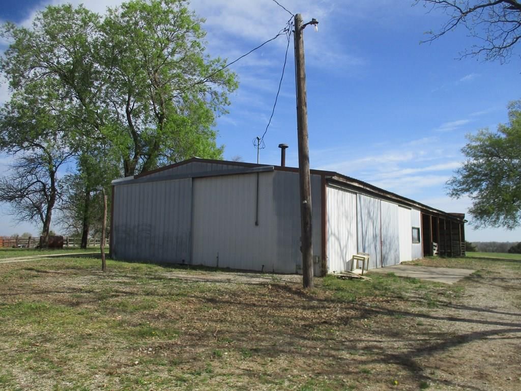 755 SE Greenlawn Road — photo 30