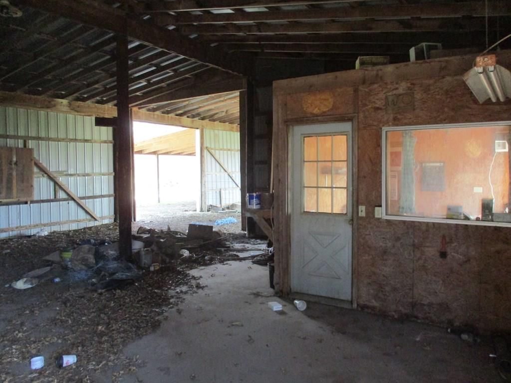 755 SE Greenlawn Road — photo 33