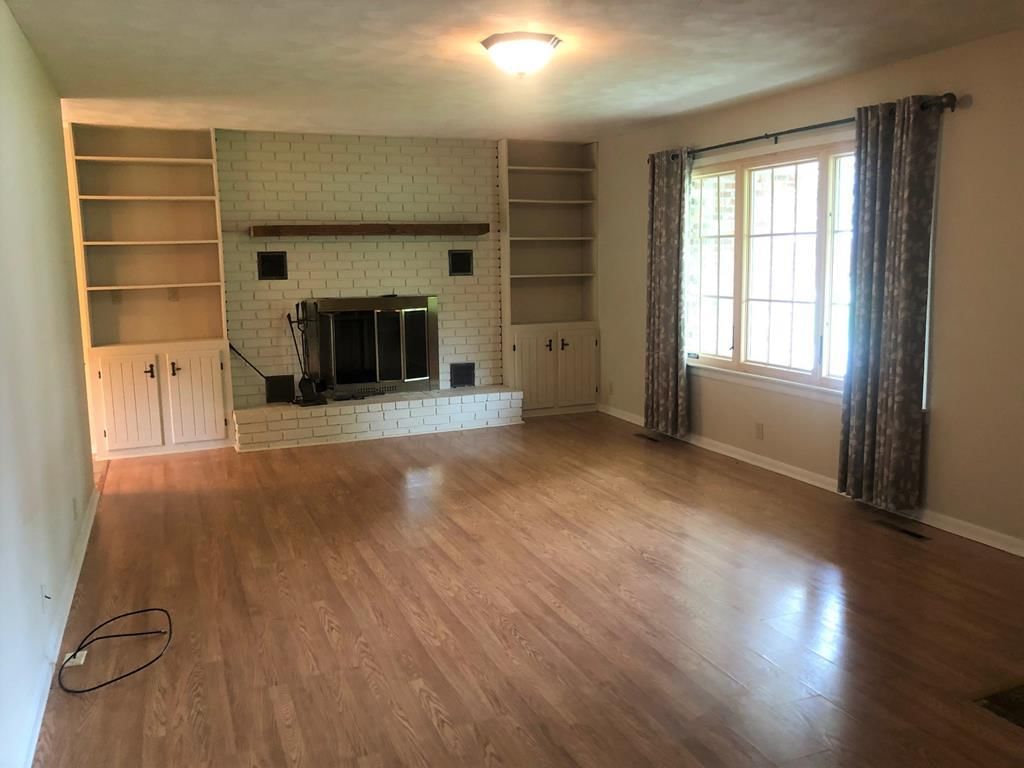 216 S Pine N/A — photo 3