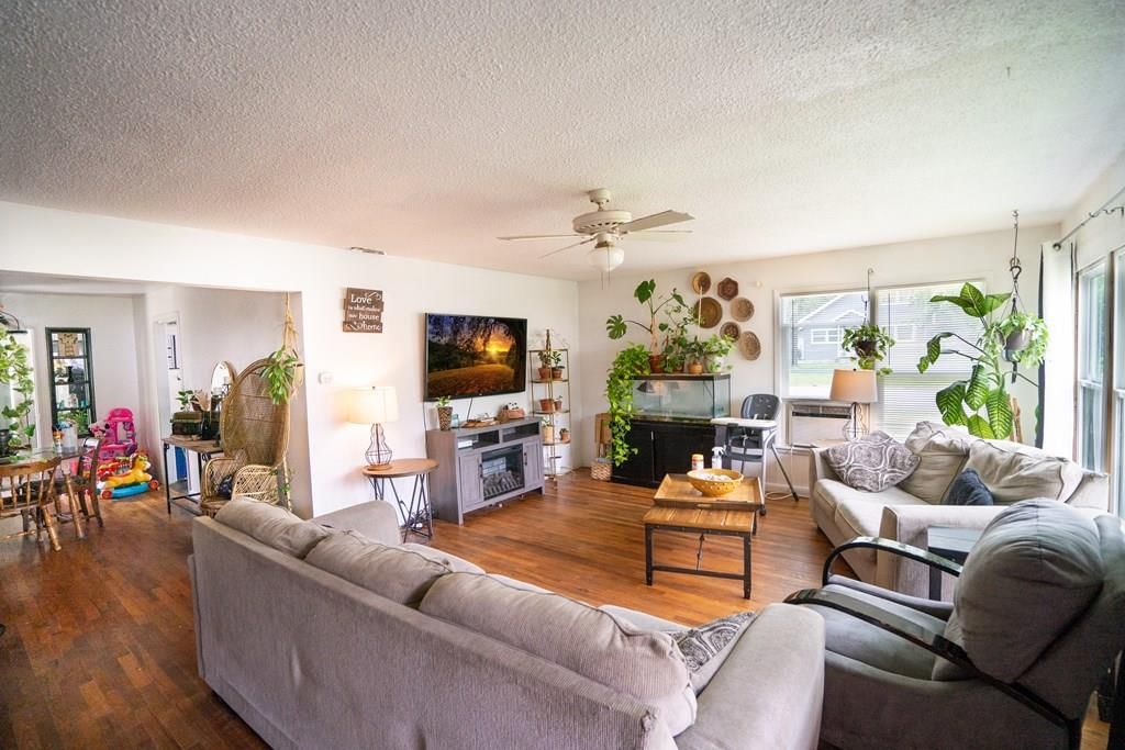 1735 Irving N/A — photo 5