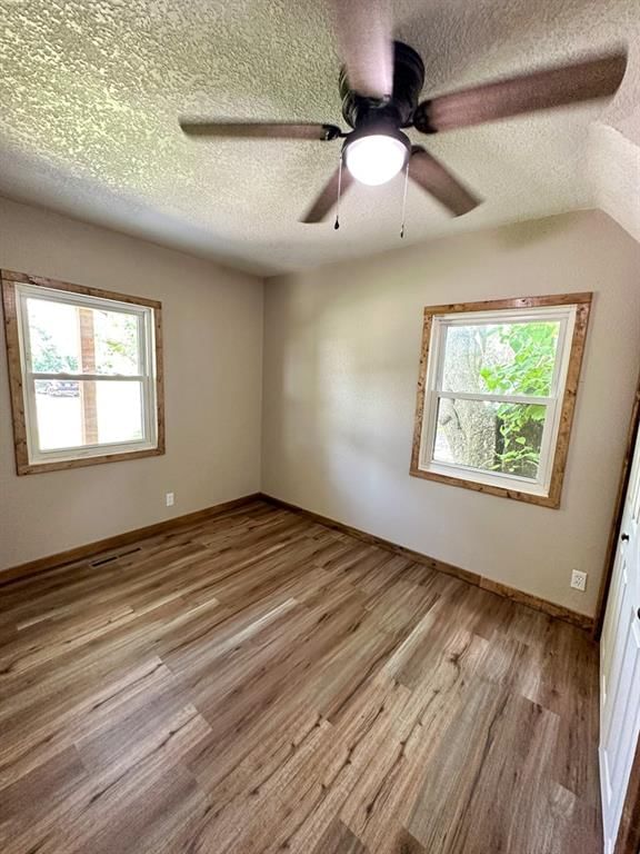 902 E Washington N/A — photo 25