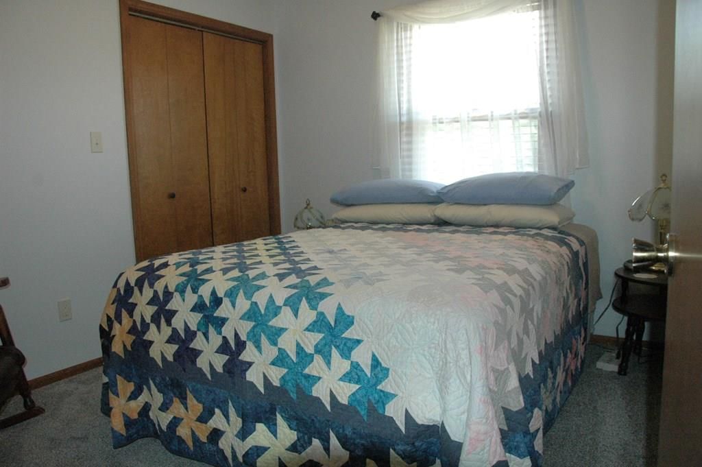3210 Clark Avenue — photo 23