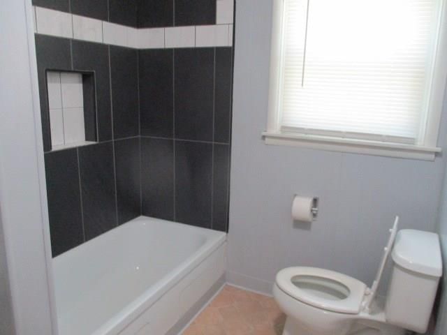 302 Warwick Street — photo 14