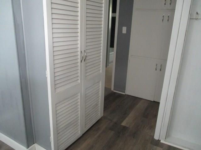 302 Warwick Street — photo 21