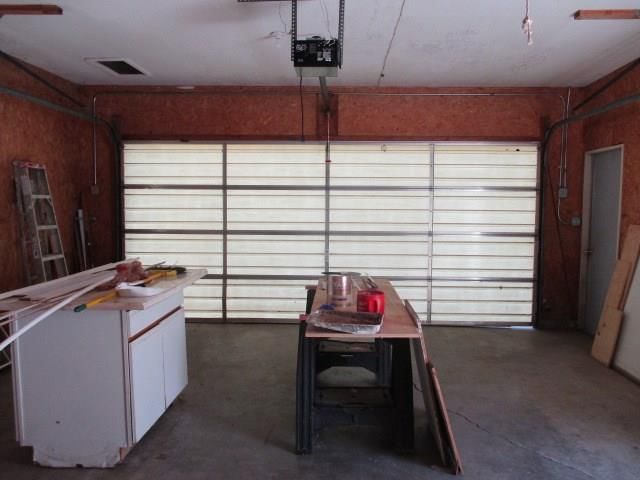 302 Warwick Street — photo 23