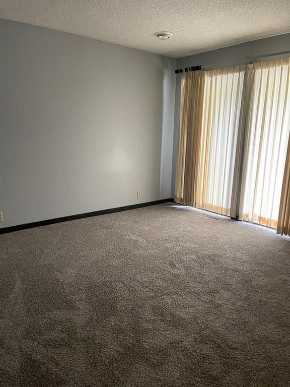 905 S Windsor Road — photo 15