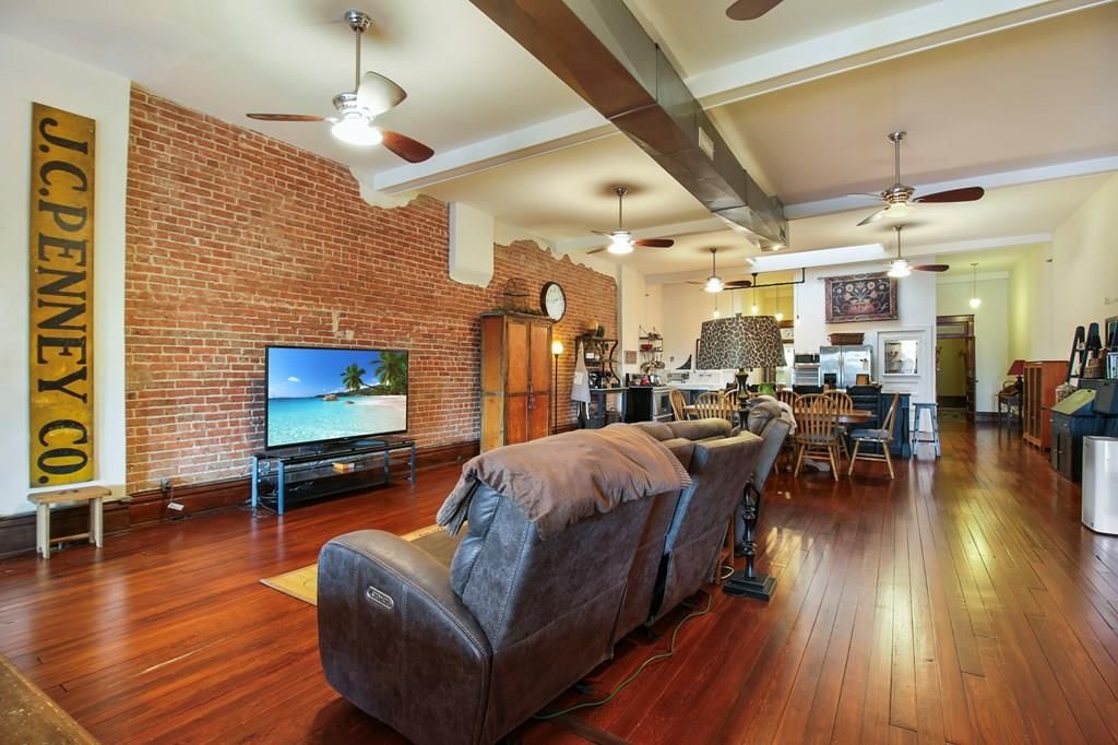 1720 Main Street — photo 19