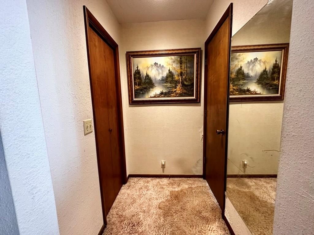 21235 Lakewood Lane — photo 29