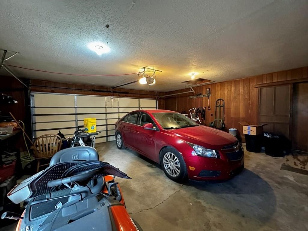 21235 Lakewood Lane — photo 47
