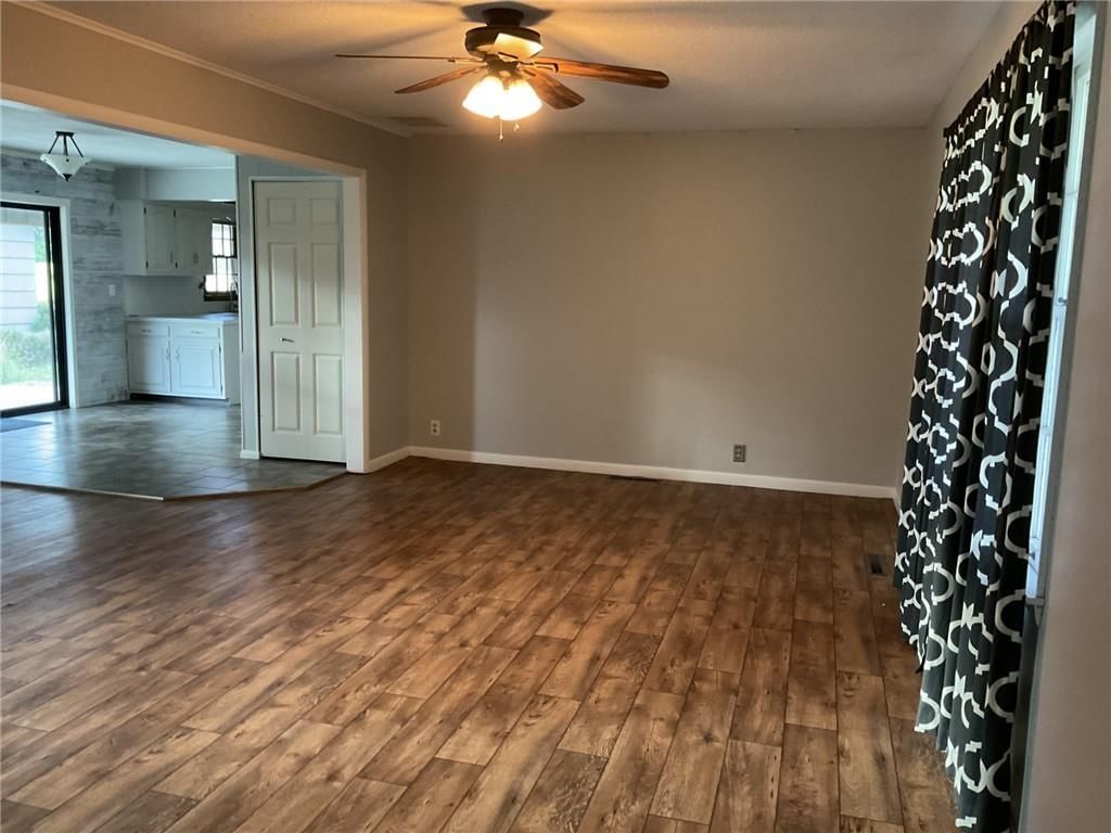 512 S Sunset N/A — photo 11