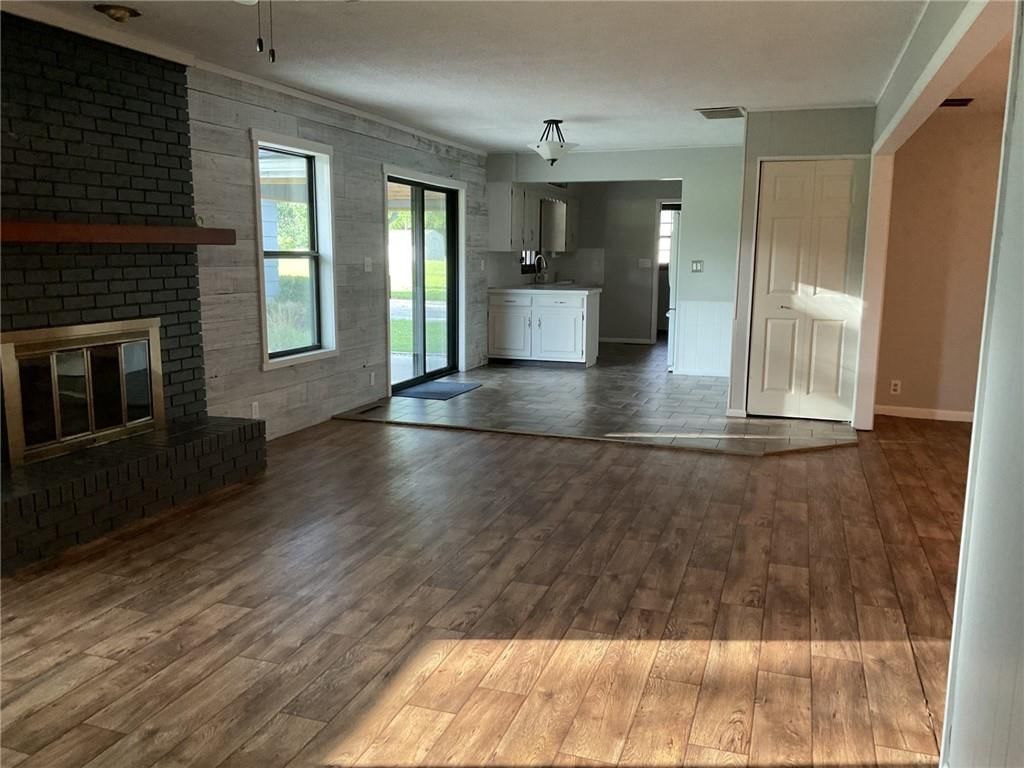 512 S Sunset N/A — photo 14