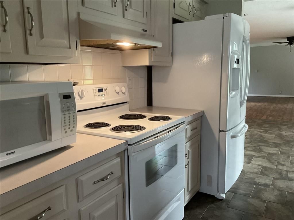 512 S Sunset N/A — photo 17