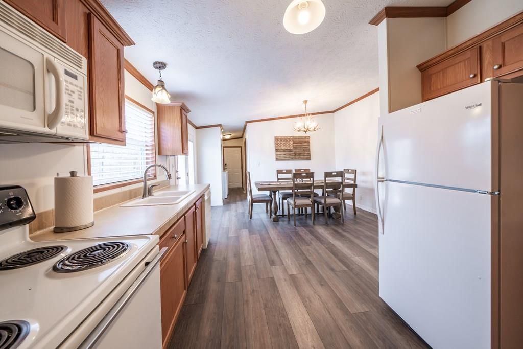 1395 CR 4600 N/A — photo 4