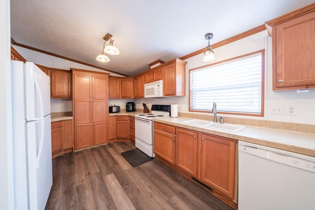 1395 CR 4600 N/A — photo 52