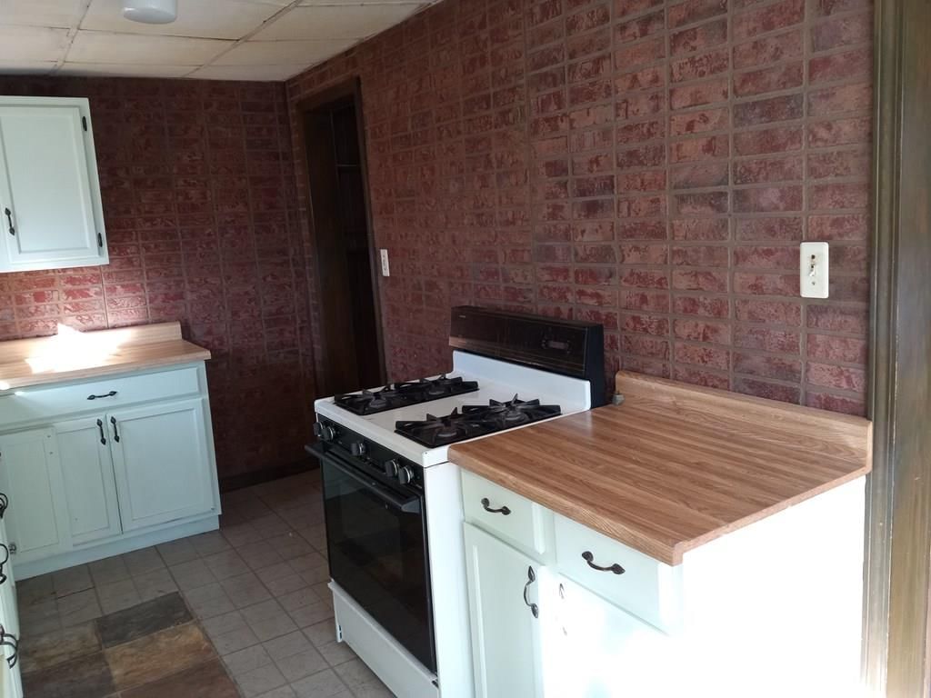 205 Spruce Street — photo 12