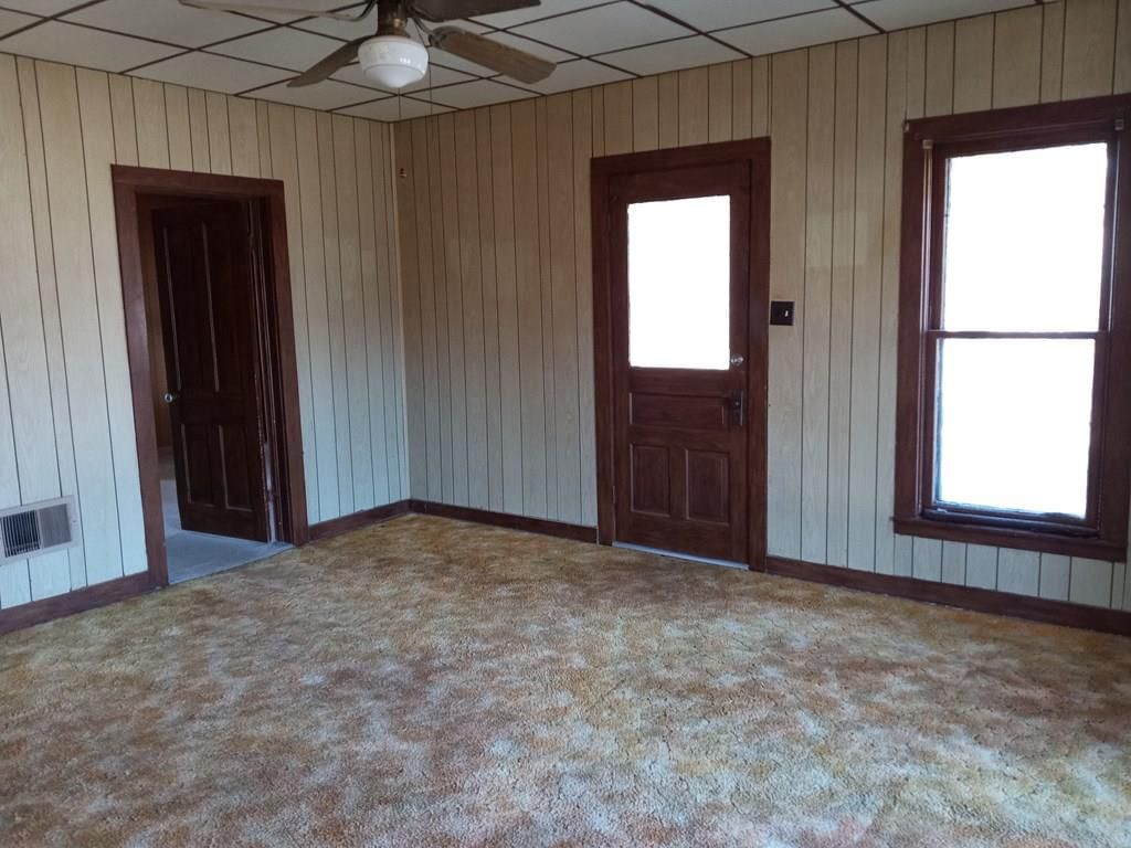 205 Spruce Street — photo 34