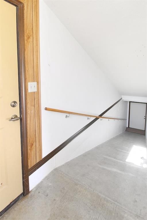 423 Parkway Drive — photo 34