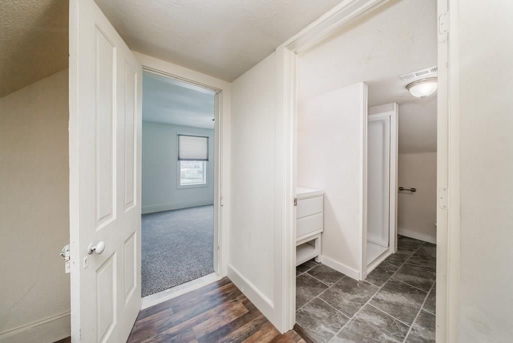 828 Walnut Street — photo 14