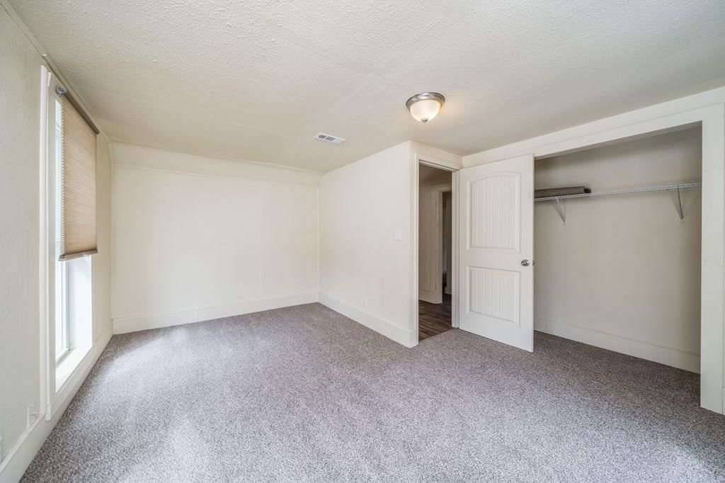 828 Walnut Street — photo 19
