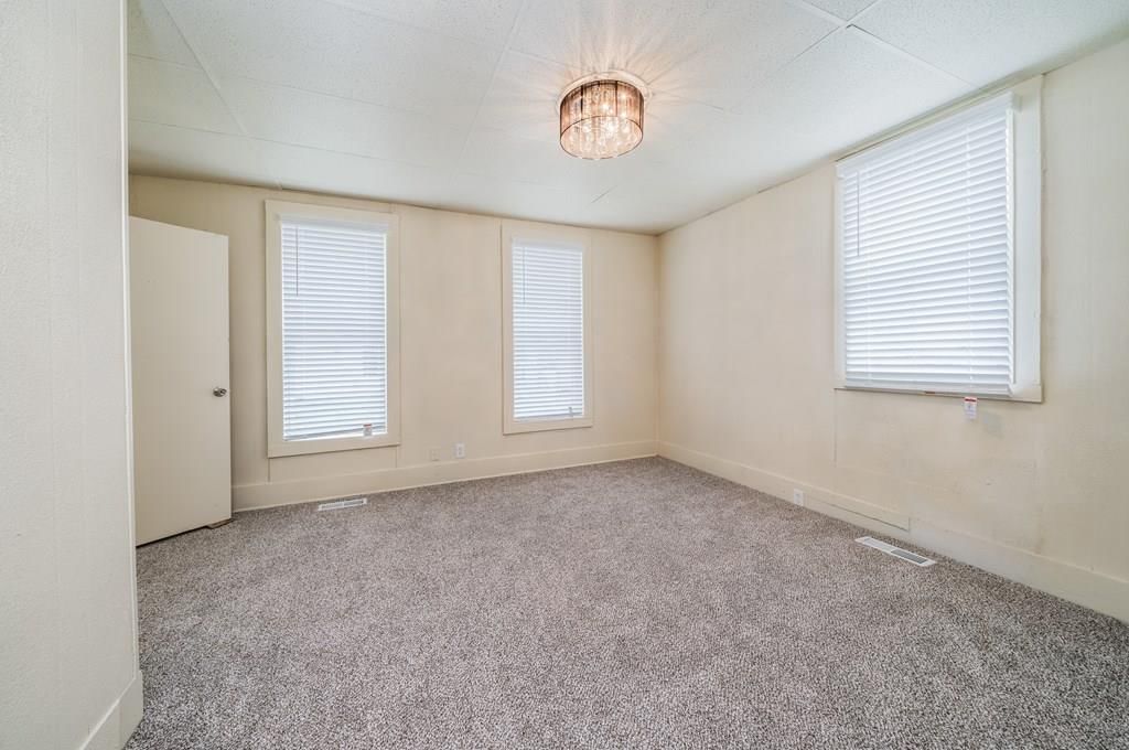 828 Walnut Street — photo 4