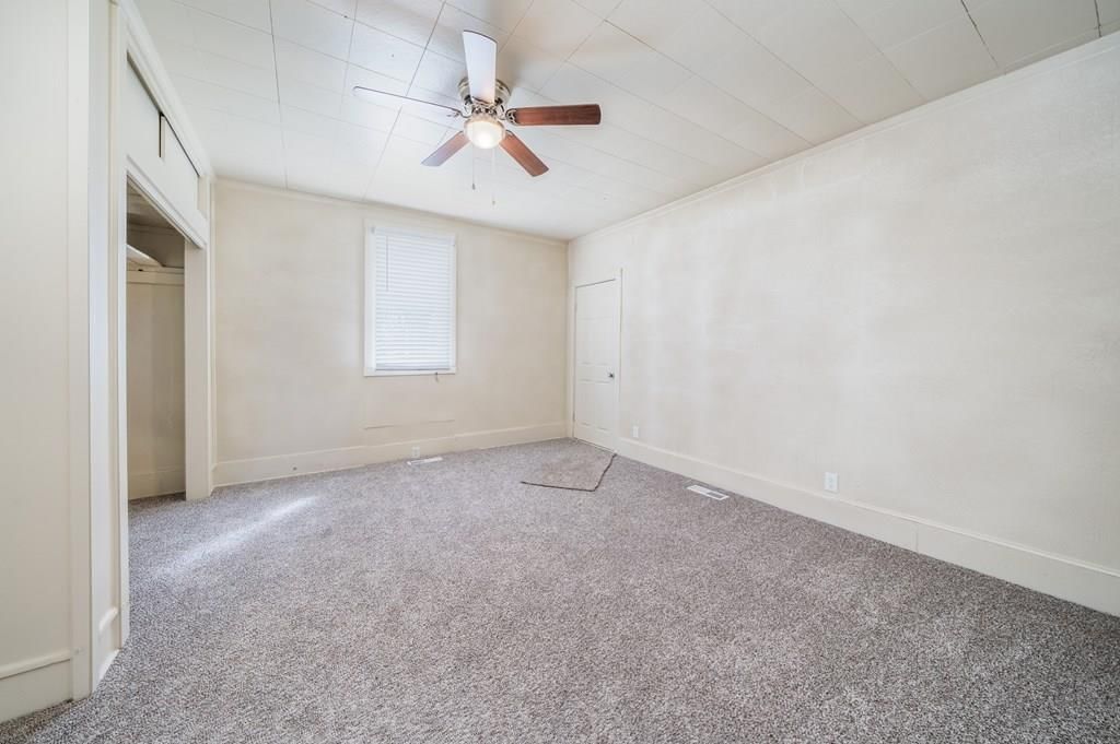 828 Walnut Street — photo 32