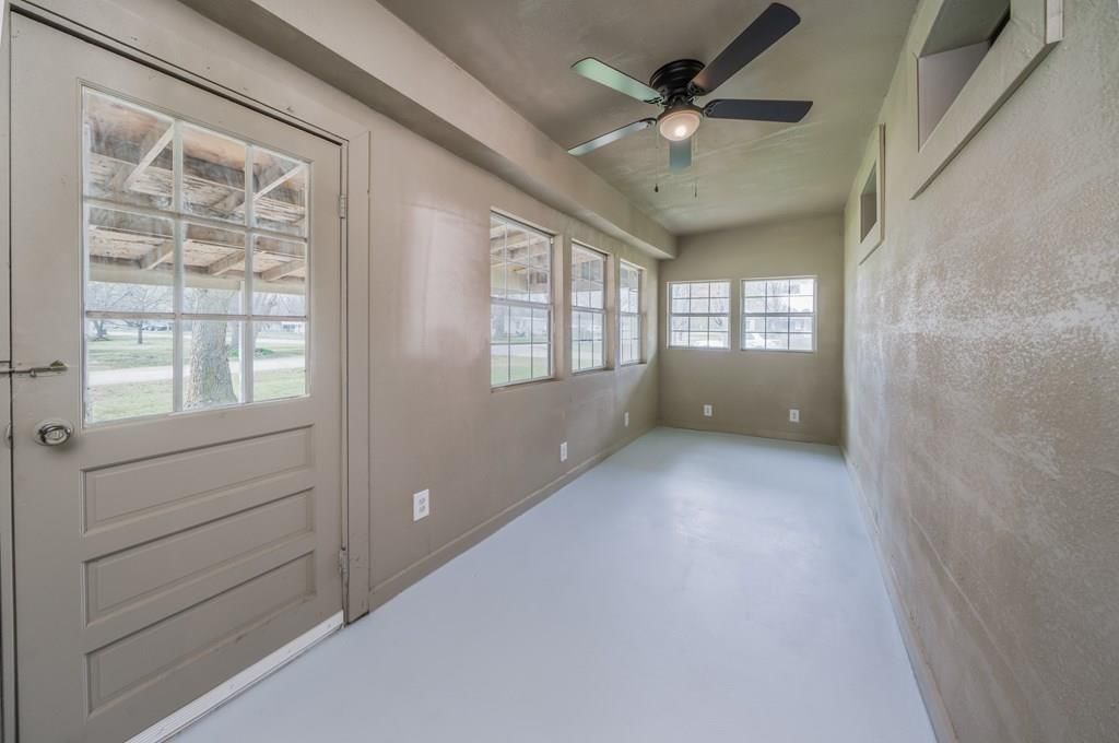 828 Walnut Street — photo 6