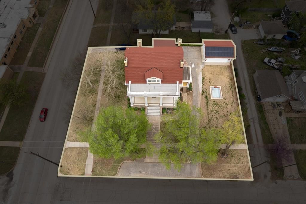 500 E Myrtle Street — photo 70