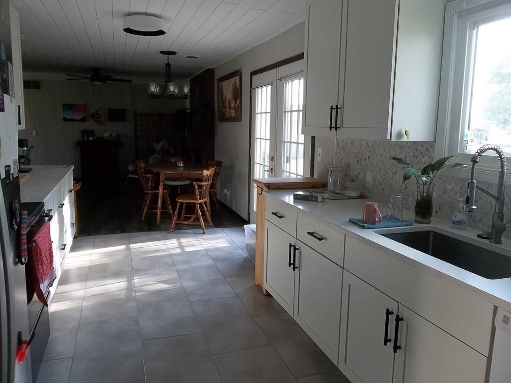 1009 S Denman N/A — photo 22