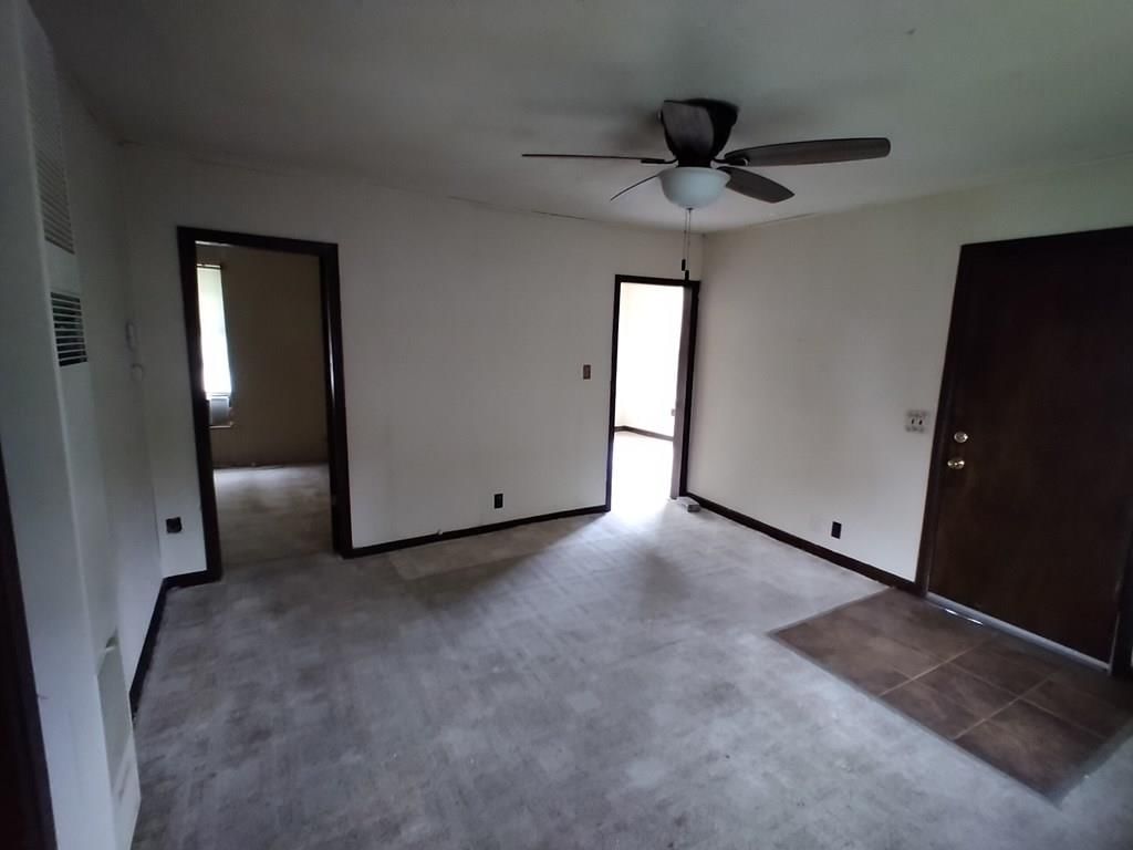 433 S Kentucky Avenue — photo 29
