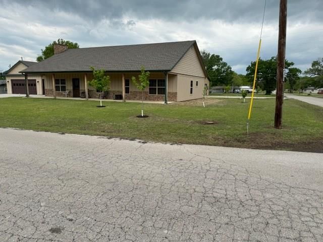 407 and 000 N East N/A, Caney