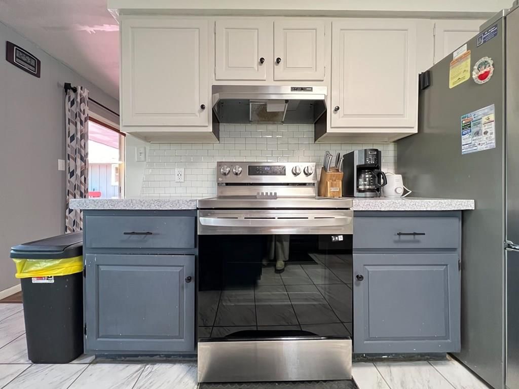 2724 Fairway Drive — photo 9