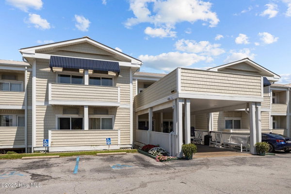 602 W Fort Macon Road, Unit 135