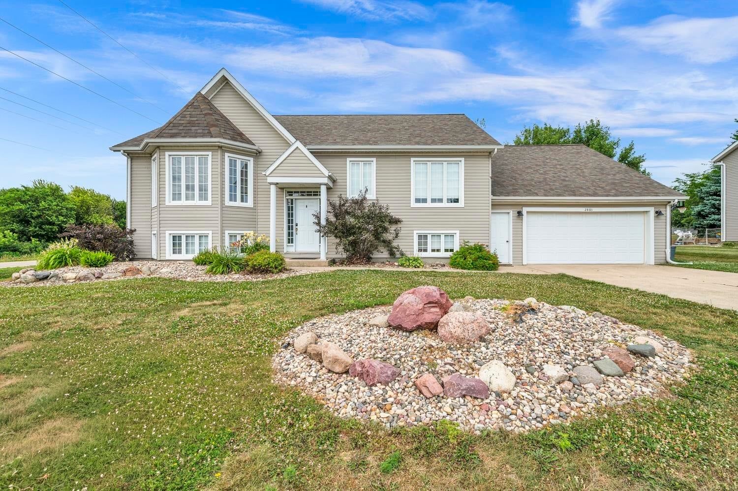 2801 Chaplin Drive, Milford, IA, 51351 — photo 1