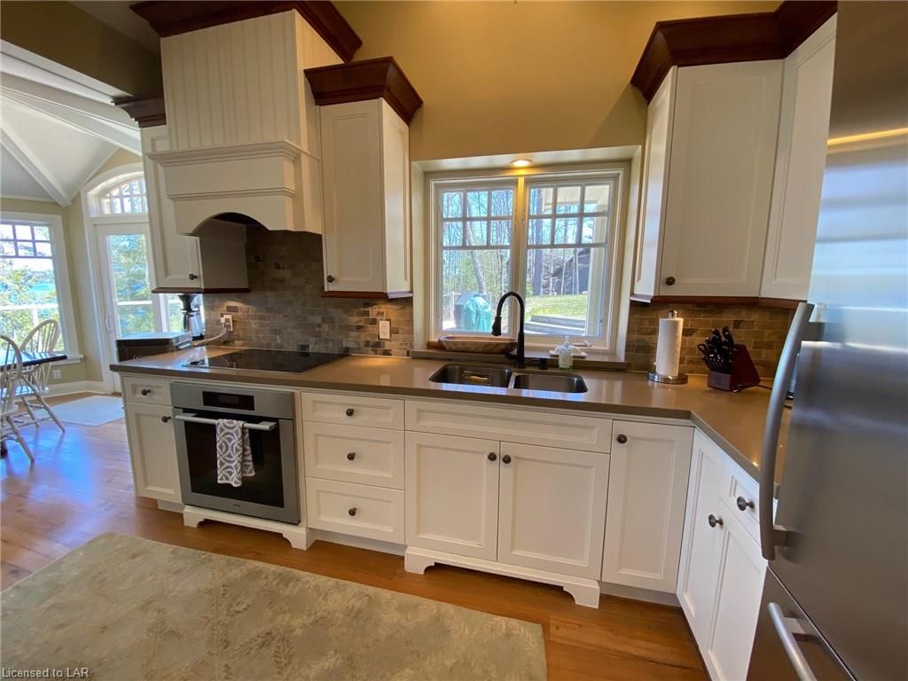 Single Family sold at 35 WOODSVIEW Trail, Seguin Twp, Ontario, P0C 1J0 - Seguin - MLS: 241153