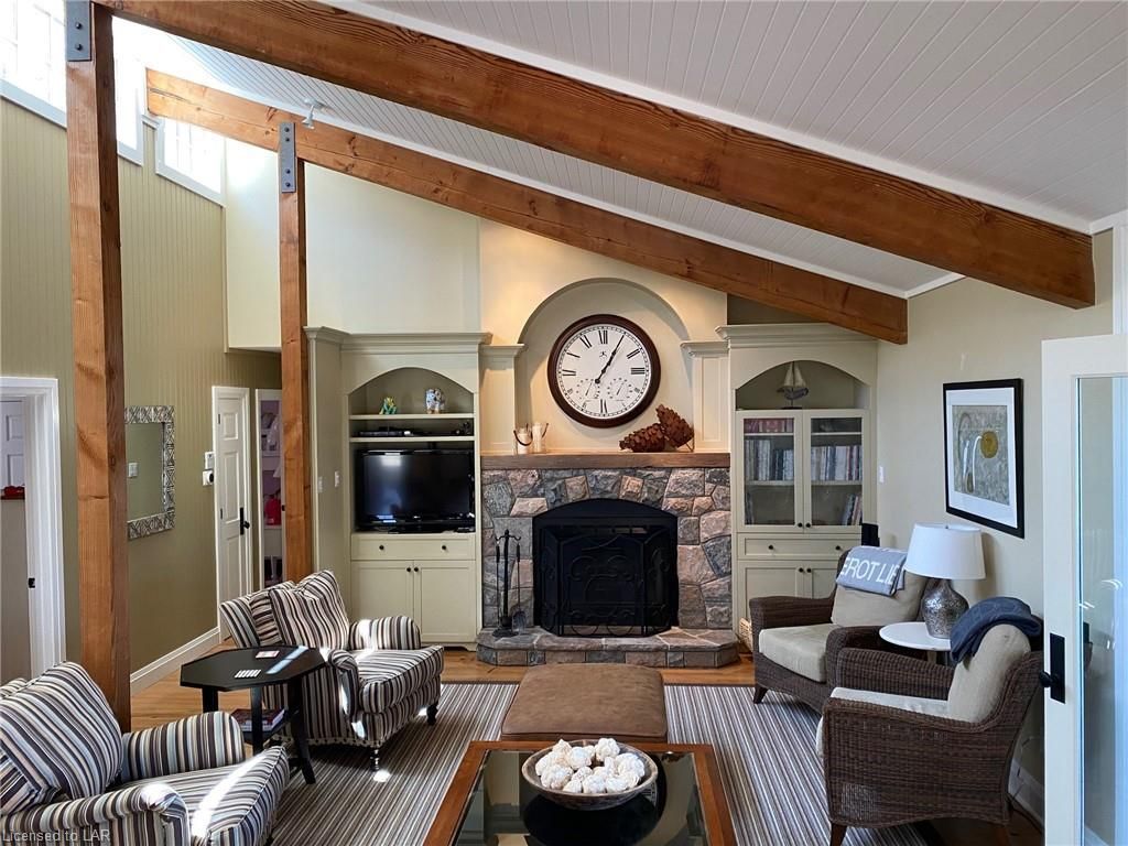 Single Family sold at 35 WOODSVIEW Trail, Seguin Twp, Ontario, P0C 1J0 - Seguin - MLS: 241153