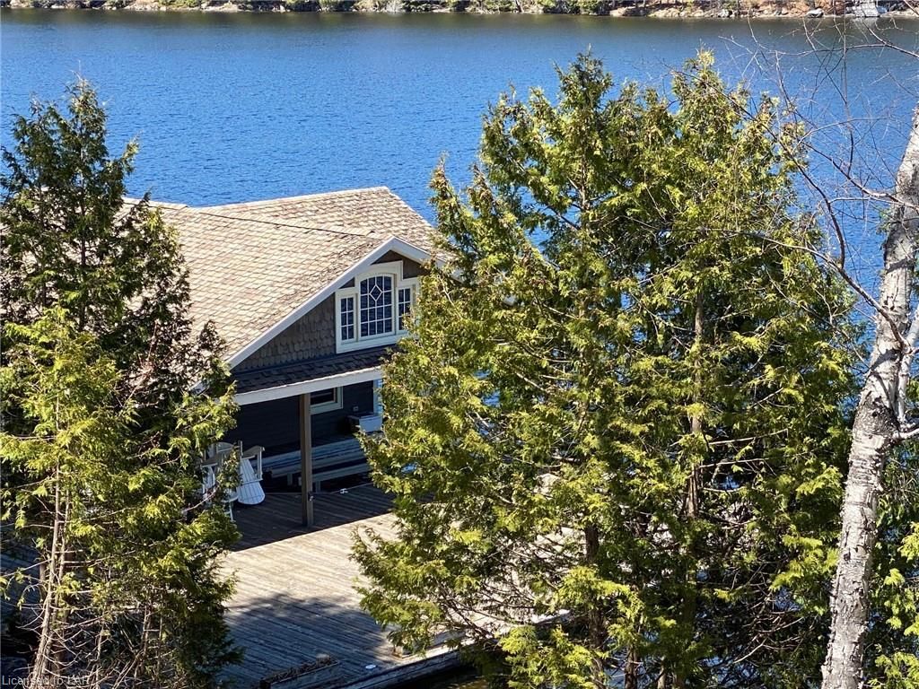 Single Family sold at 35 WOODSVIEW Trail, Seguin Twp, Ontario, P0C 1J0 - Seguin - MLS: 241153
