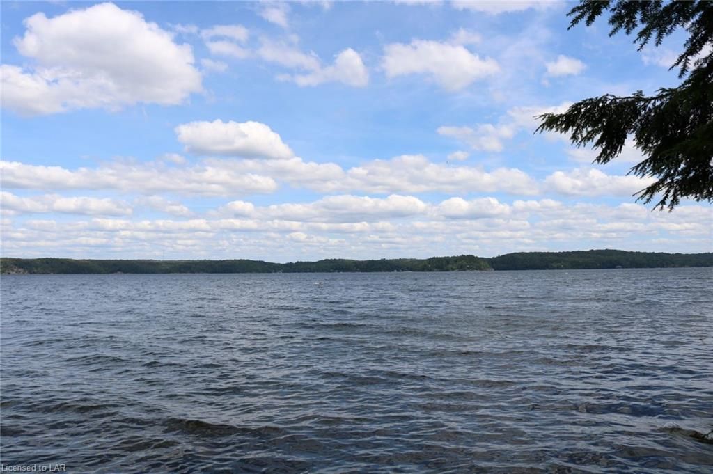 Single Family sold at 35 WOODSVIEW Trail, Seguin Twp, Ontario, P0C 1J0 - Seguin - MLS: 241153