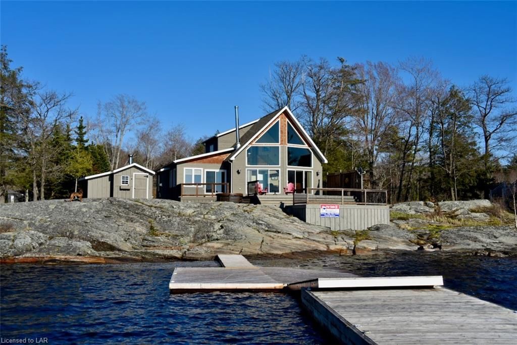 Single Family Residence sold at 48 Woods Bay Lane, The Archipelago, Archipelago South, P0C 1H0 - MLS: 256743