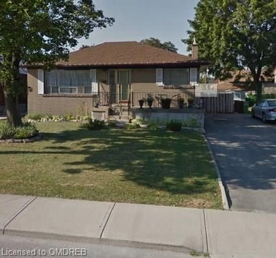 Single Family Residence sold at 52 Elliott Avenue, Hamilton, ON, L8T 2H8 - Huntington - MLS: 30785743