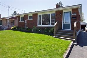 Single Family sold at 6364 SHERWOOD Road, Niagara Falls, Ontario, L2E 5L8 - Morrison - MLS: 30806628