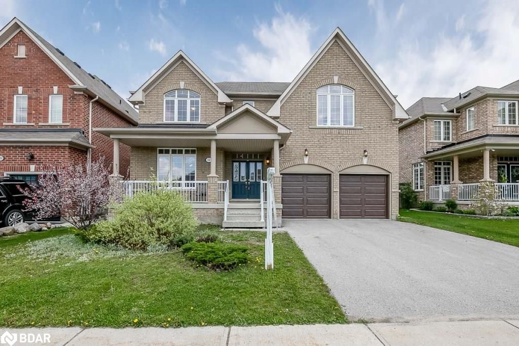 Single Family Residence sold at 152 The Queensway, Barrie, Innishore, L4M 0B5 - MLS: 30810679