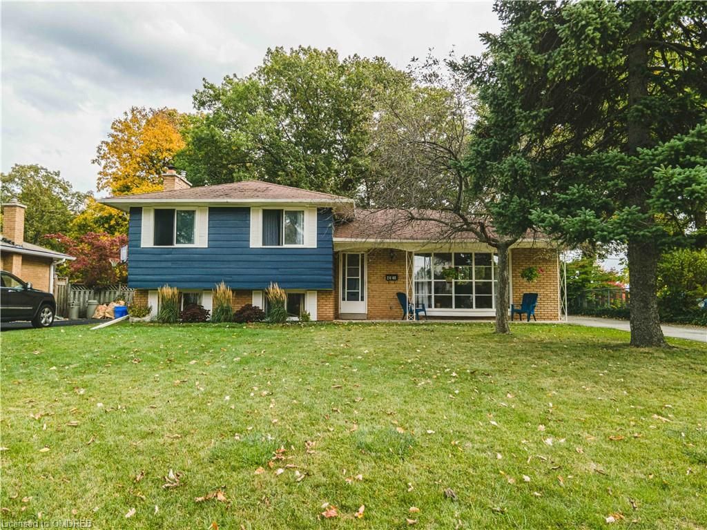 Single Family Residence sold at 2048 Saxon Road, Oakville, WO West, L6L 2V2 - MLS: 40022173