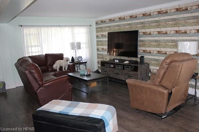 Modular Home sold at 8 Velma Street, Strathroy, ON, N7G 0A3 - Caradoc - MLS: 40028971