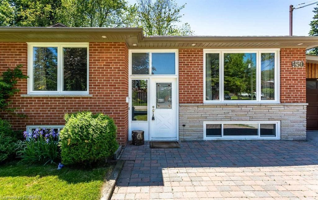 Single Family Residence sold at 450 Tower Drive, Oakville, WO West, L6L 4R3 - MLS: 40049598