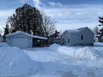 Single Family Residence sold at 431 Angus Street, North Bay, ON, P1B 7L9 - Widdifield - MLS: 40069238