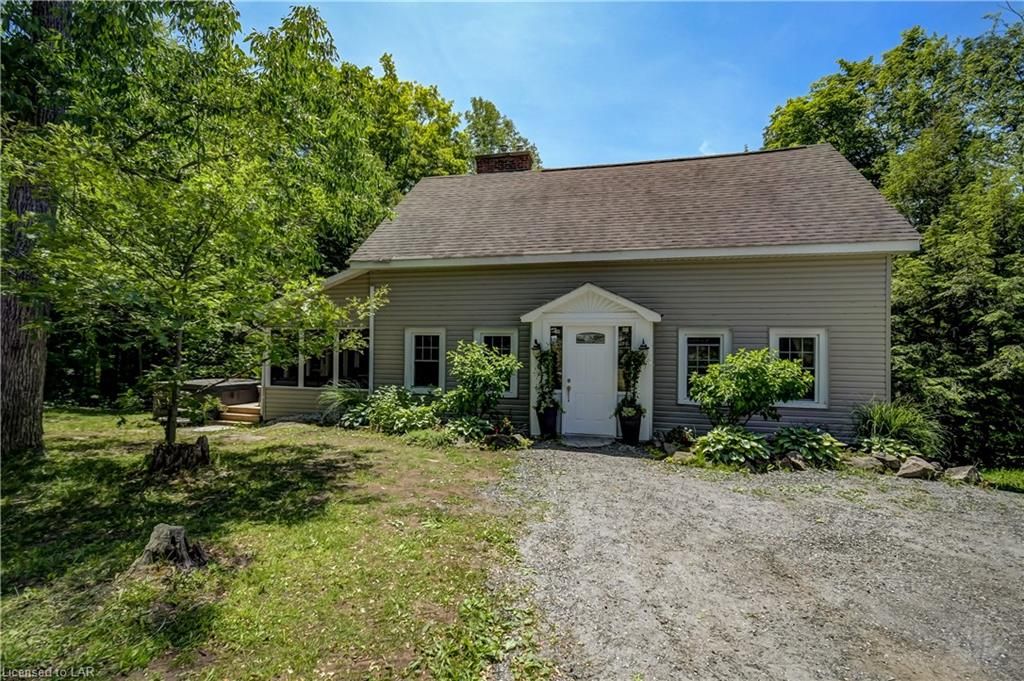 Single Family sold at 1,2,3-3011 DISTRICT ROAD #169, Bala, Ontario, P0C 1A0 - Wood - MLS: 40127053