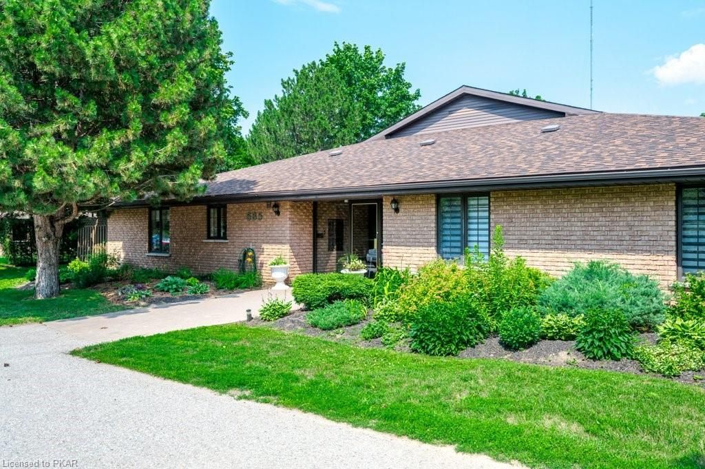 Condo/Apt Unit sold at 1-685 Whitaker Street, Peterborough, North, K9H 7K3 - MLS: 40141844