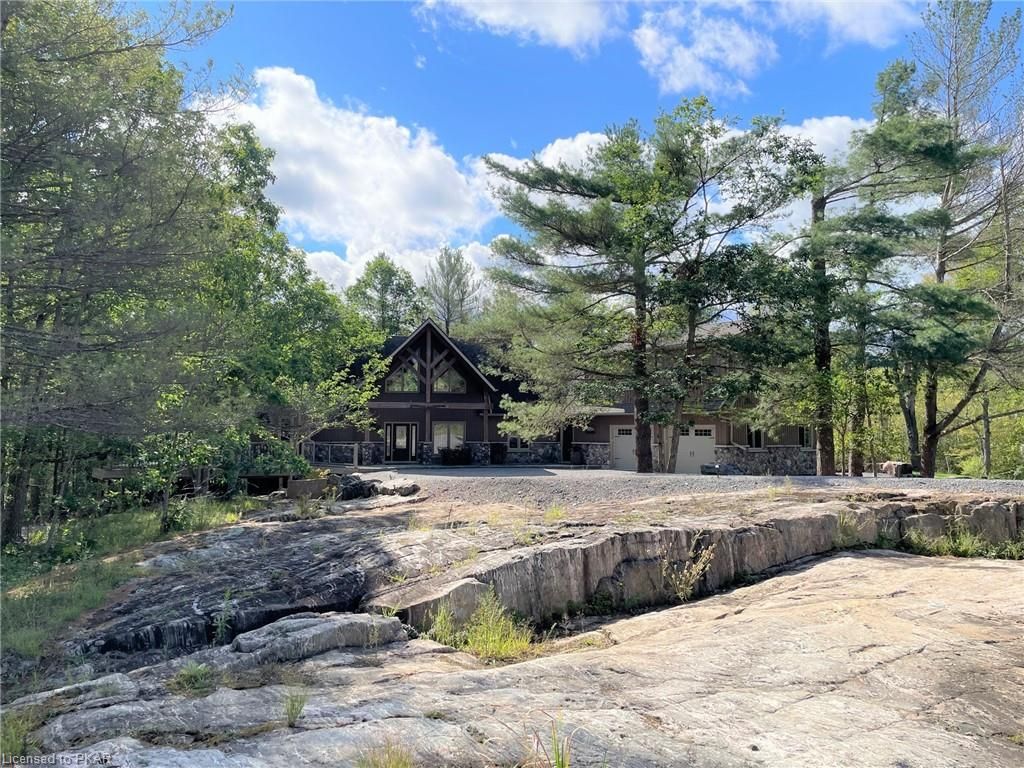 Single Family sold at 2157 HOWARD Drive, Lakefield, Ontario, K0L 2H0 - Dummer Township - MLS: 40161962