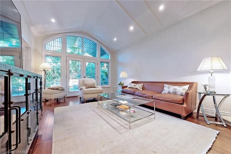 367 BELVENIA Road photo 5